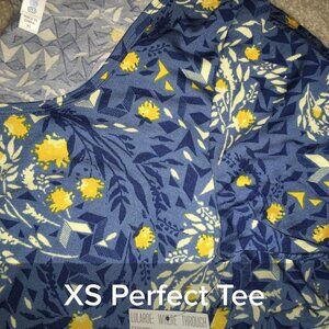 LuLaRoe Perfect Tee Size XS - NWT